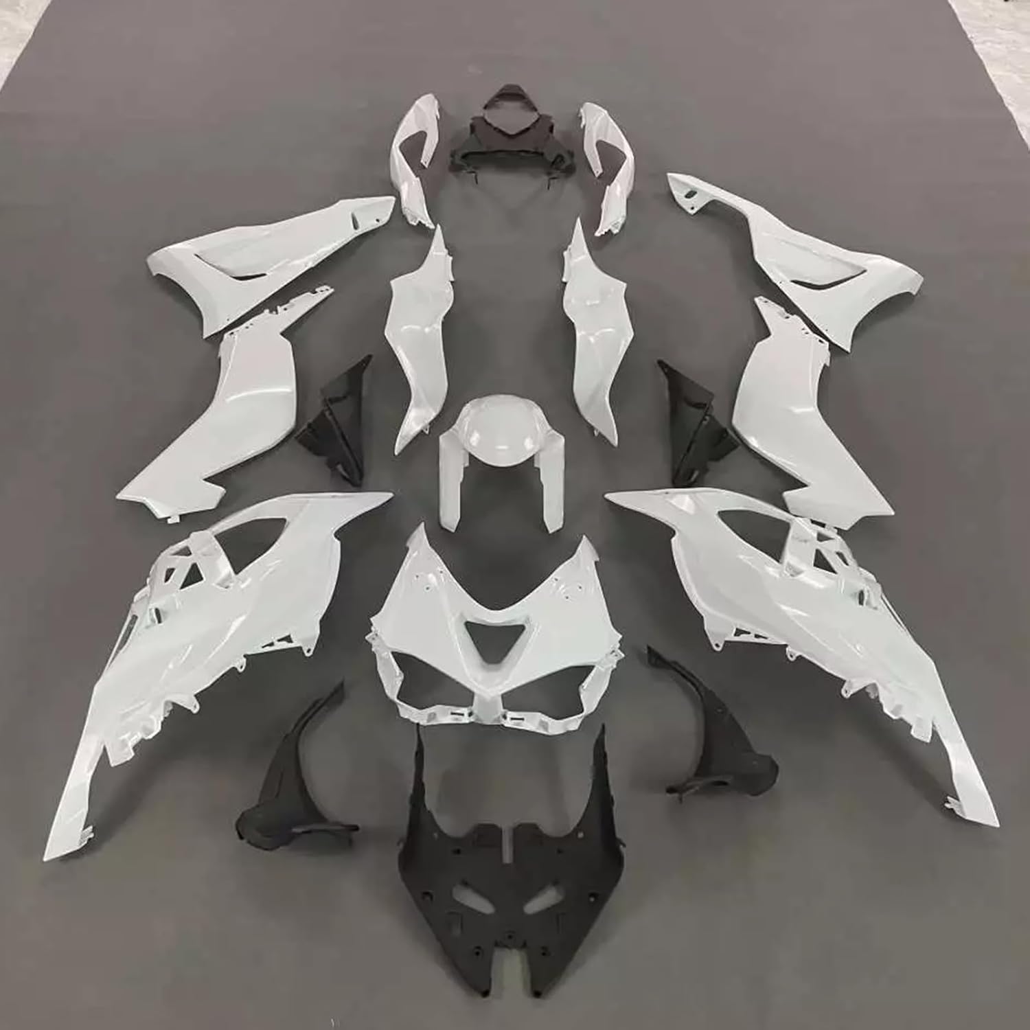 Amazon | 無塗装 バイクフェアリングキット 適用カワサキ